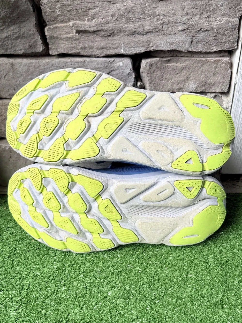 Hoka One One Clifton 9 Wide Pastel Blue Women’s Sneakers
